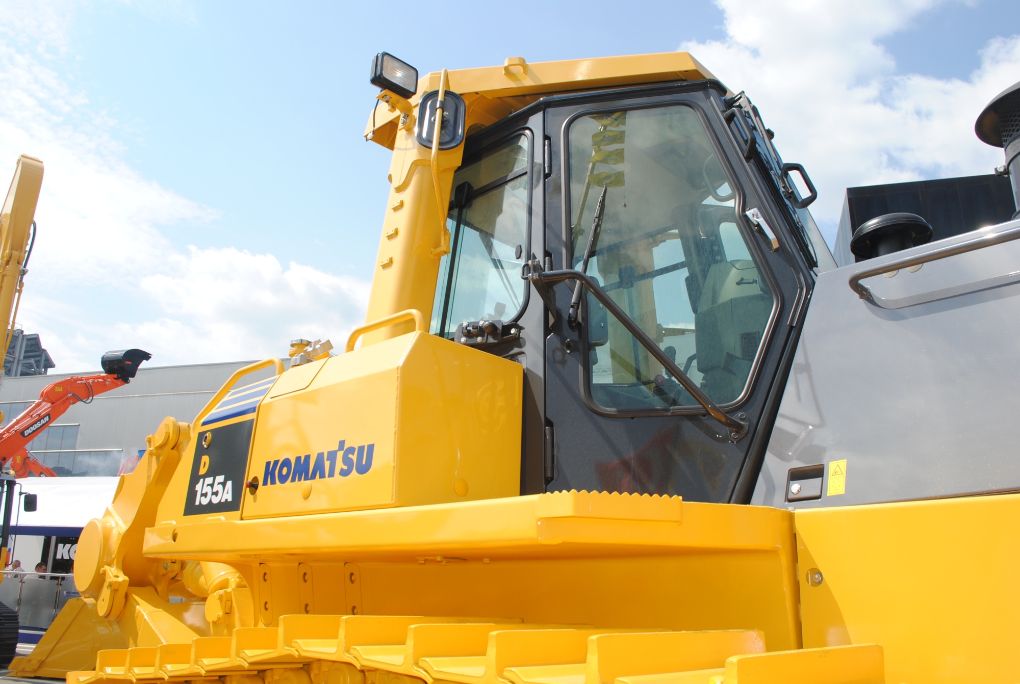 Обзоры брендов. Komatsu Обзоры брендов. Komatsu