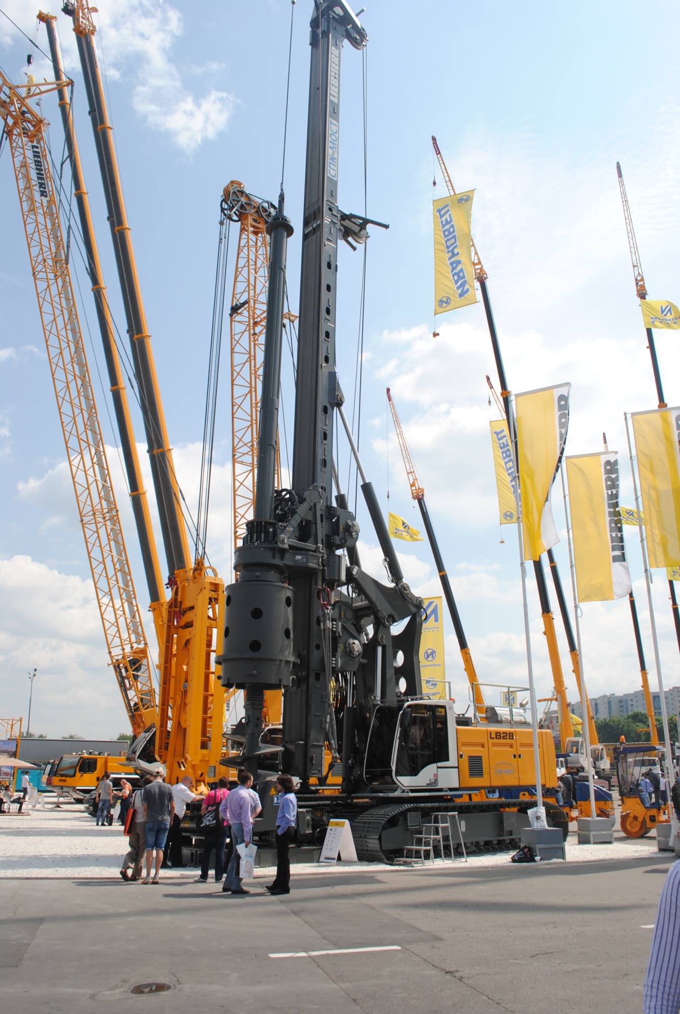 Обзоры брендов. Liebherr – немецкий стандарт техники мирового уровня Обзоры брендов. Liebherr – немецкий стандарт техники мирового уровня
